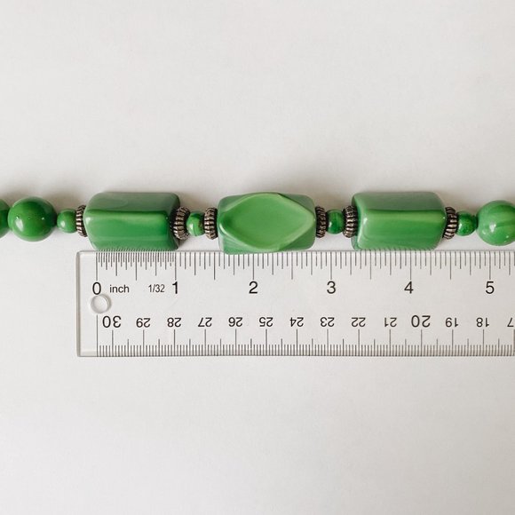 Vintage Green Acrylic Chunky Beaded Geometric Choker Collar Retro Funky Necklace - Picture 10 of 10